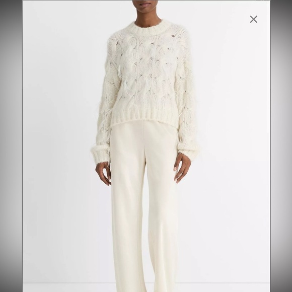 🍂NWT Vince Feather-Appliquéd Italian Cable-Knit Sweater - Picture 2 of 16